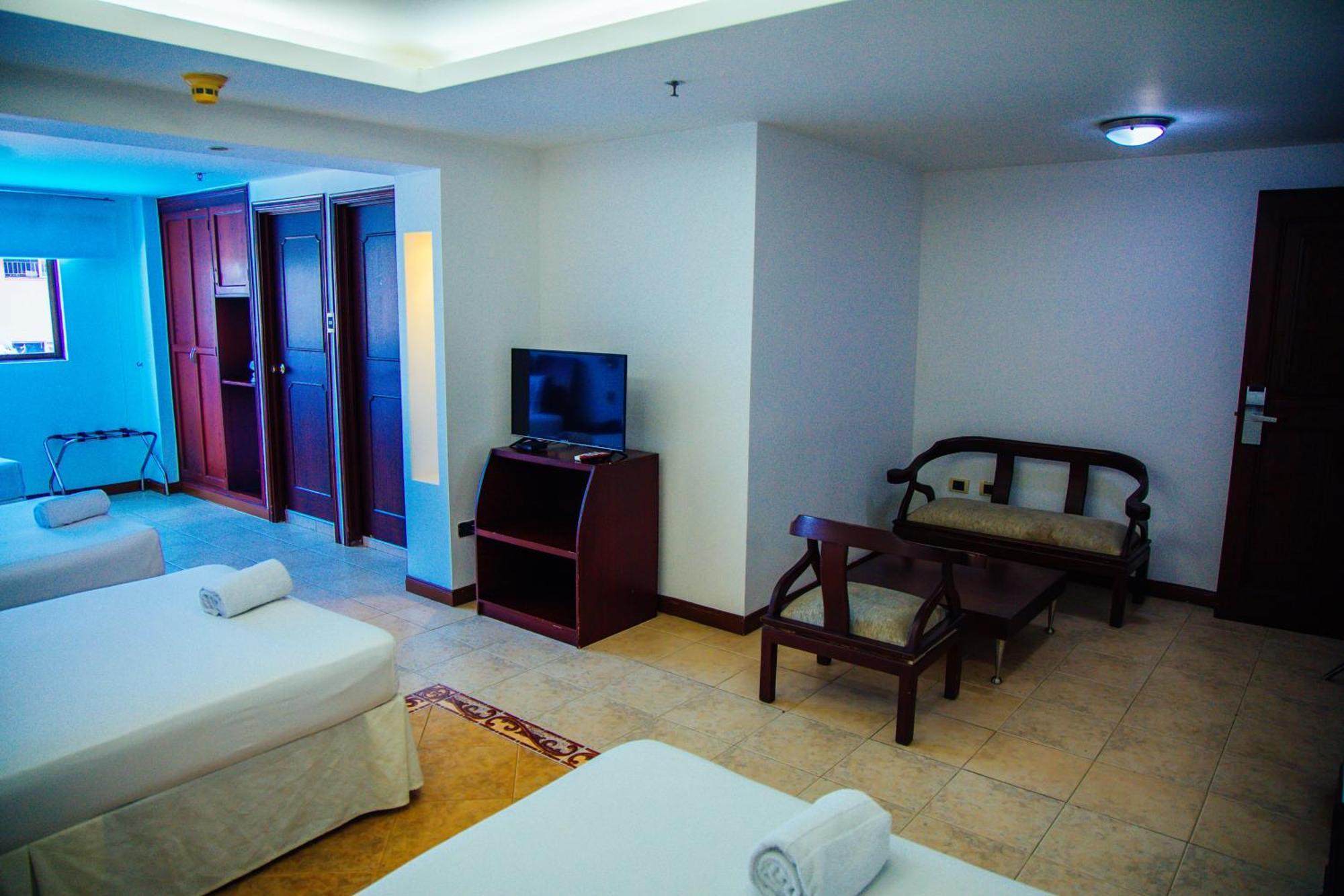 Hotel Plaza Las Americas Кали Экстерьер фото