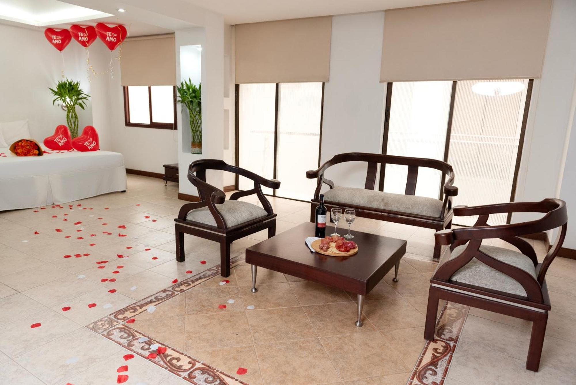 Hotel Plaza Las Americas Кали Экстерьер фото